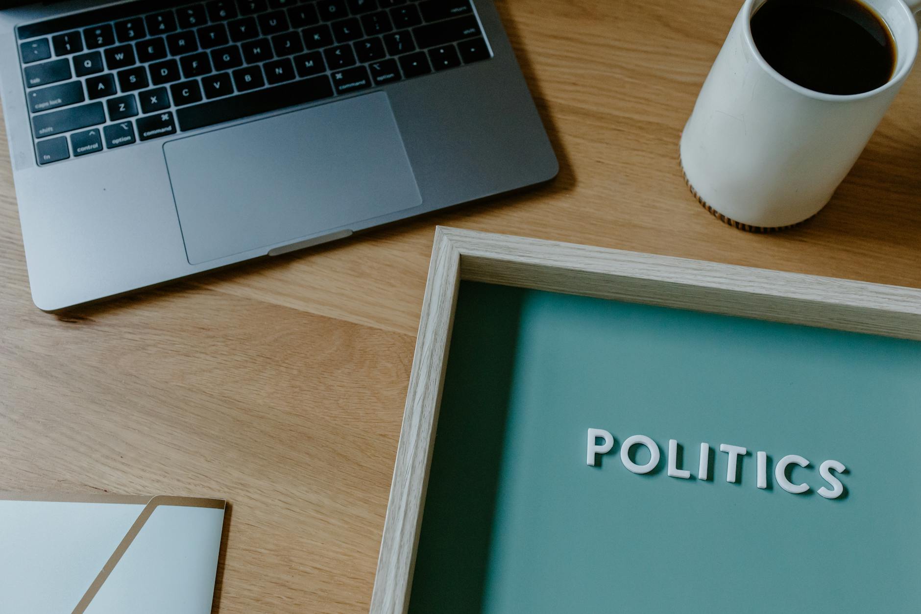 isu politik nasional