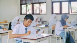 Revolusi Pendidikan Abad Ini 5 Program Sekolah Terbaru yang Akan Mengubah Masa Depan Anak Anda