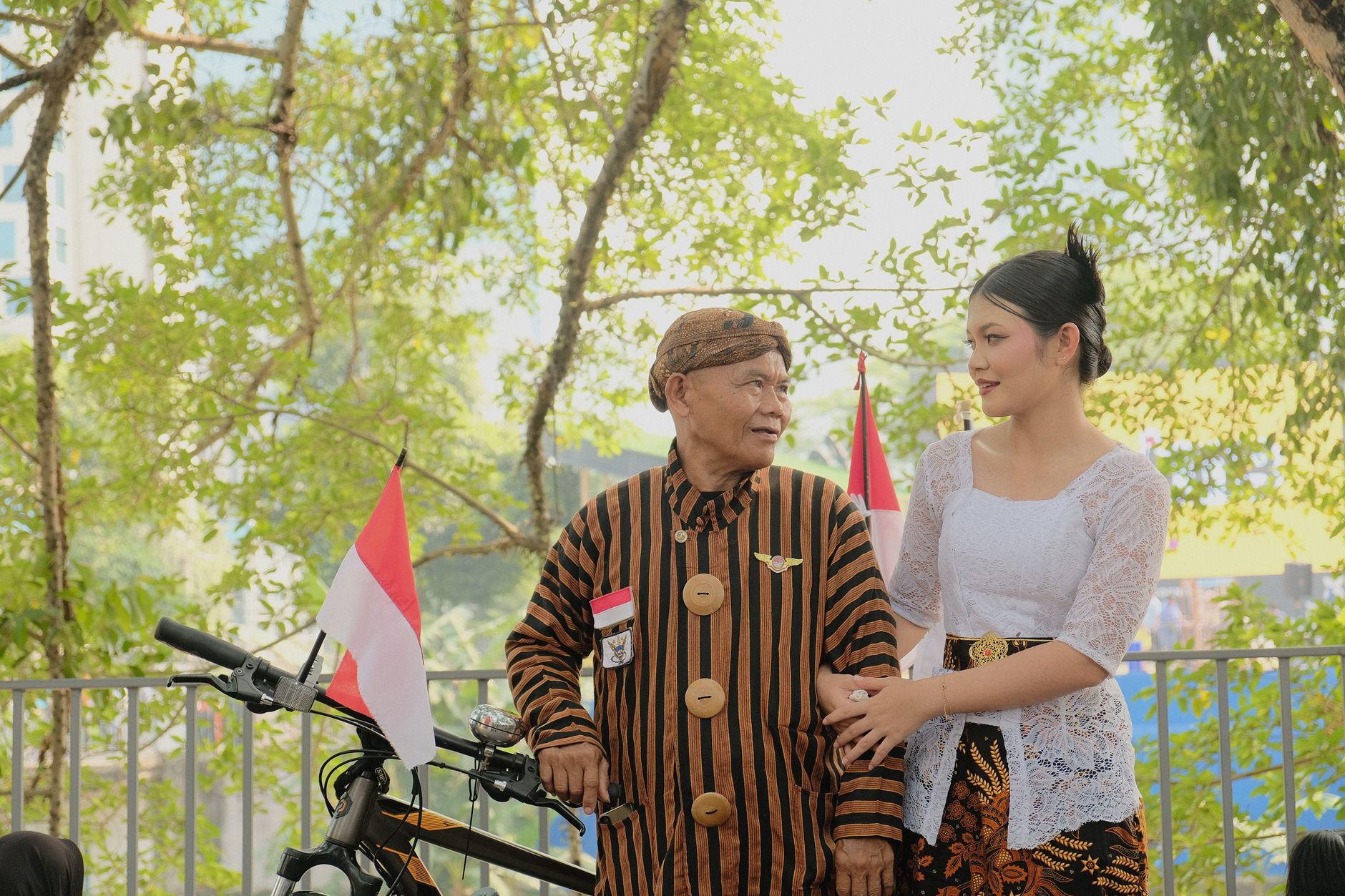 Foto ilustrasi program pemerintah daerah yang berfokus pada pembangunan infrastruktur dan pelayanan sosial untuk meningkatkan kualitas hidup masyarakat lokal